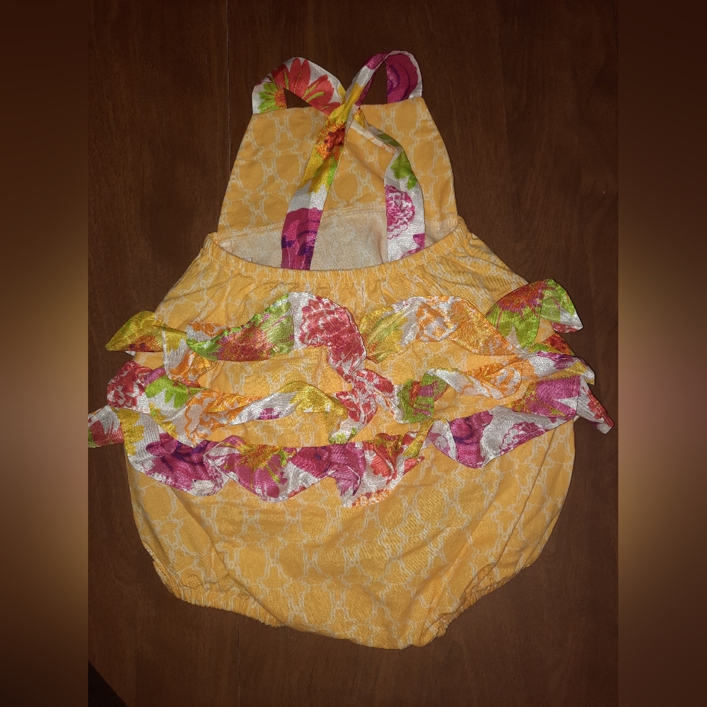 Ric Rac and Ruffles Bubble - Picture 2 of 2